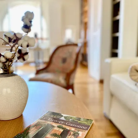 아파트 Pause Sur La Place Royale