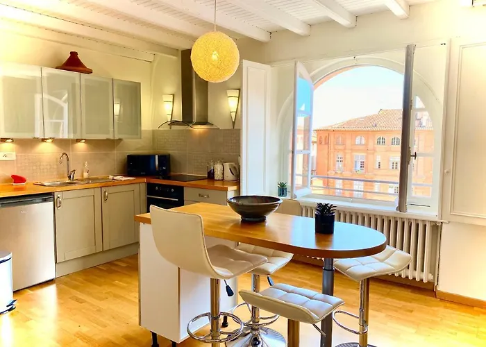 Pause Sur La Place Royale Апартаменты Монтобан